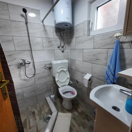 Biser Drine Apartamento